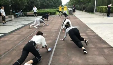 ����������ʲô�ô�  ������ж���һ����ʵ