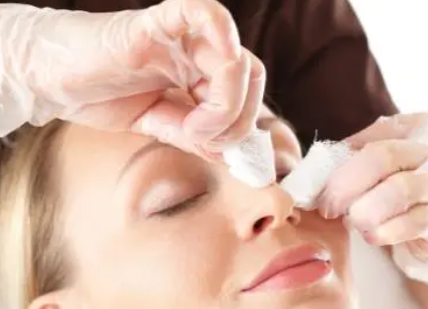 ѧ������ο���ȥ��ͷ �ܶ�ѧ�����Լ�������ȥ��ͷ