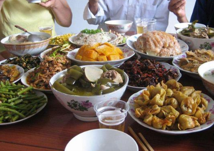 �μ�һȺ������һ��Է� �ͽ����Ƹ�������״̬�������