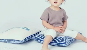 �μ��ɰ�СŮ�����ܹ����� Ԥʾ�Ų���ƽƽ