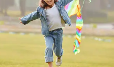 �μ��ɰ�СŮ�����ܹ����� Ԥʾ�Ų���ƽƽ