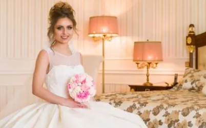 �ѻ�Ů���μ��Լ��ֽ������ʲô���� �����˼�����