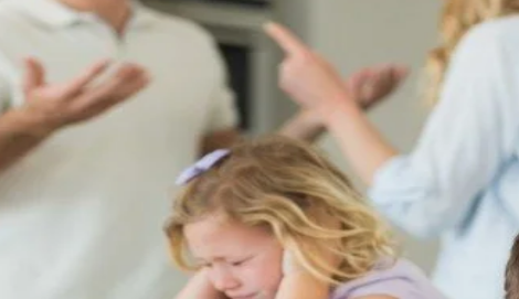 Ů������һ���˴����ӵ�����˵˵ ������ֵ�����Ǿ����