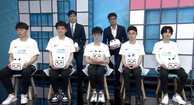 uzi���ĸ�ս�� uzi�������ĸ�ս��