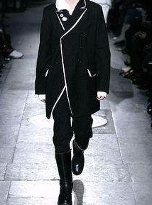 男士穿靴子配裤子图片 男士黑色靴子搭配