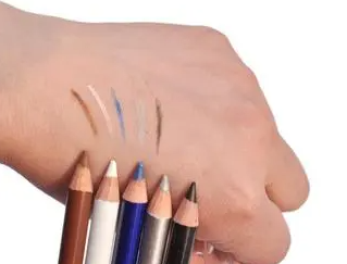 ��ôѡ���߱���ɫ ��ɫ��ѡԭ��