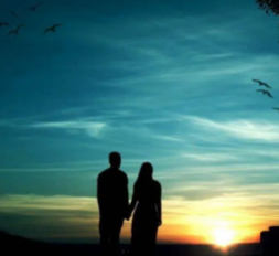 ��һ�޶��Ķ����ǳ�Ů �����ɾ�����ײ������Ů����