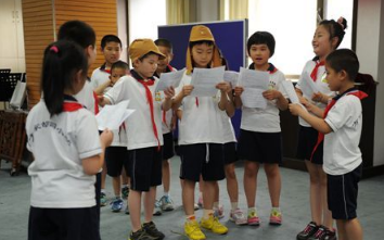 小学生教师节送老师什么礼物合适 教师节送老师什么礼物好