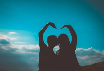 感情里一直胡思乱想该怎么办 患得患失的意思