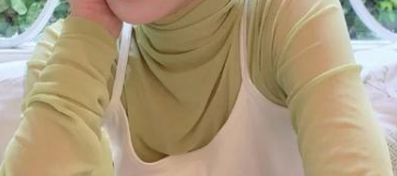 皮肤黄黑穿什么颜色衣服显皮肤白 穿很多衣服都不好看