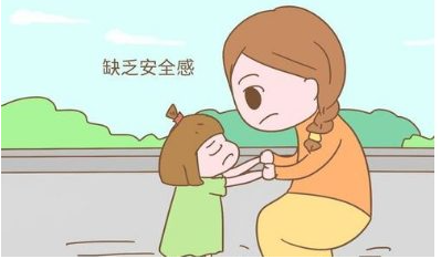 �ҳ��ǳ�ע�غ��ӵĳɳ� ���׼�ͥ���ӵ�����