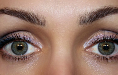 С�۾���ױ�ɴ��۾��ļ��� ��С�۾����Ļ�ױ����