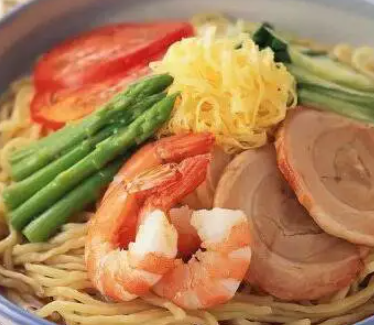 �μ����˳�������ʲôԢ�� �����м����������ϵĹ�ϵ