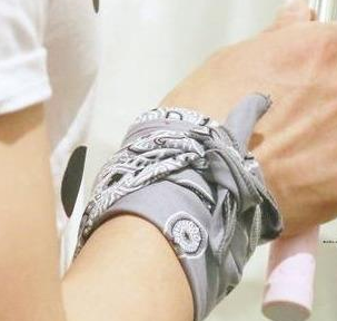 ����˿����20��ϵ��ͼ�� ���ڳ�˿��������Χ��