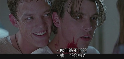 诡异笑容图片吓人 一张诡异的全家福纪念照