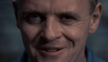 诡异笑容图片吓人 一张诡异的全家福纪念照