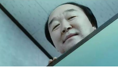 诡异笑容图片吓人 一张诡异的全家福纪念照