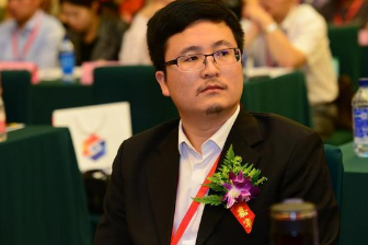 宋清辉承认自己学历 学历和从业经历到底如何