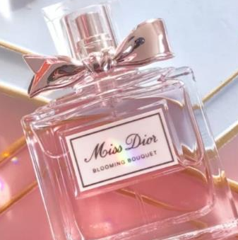 �ʺ�25����30���õ���ˮ���� ѡ��һ�����ʺ��Լ�����ˮ