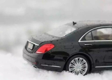 下雪天安全温馨提示语 下雪一句话经典语录