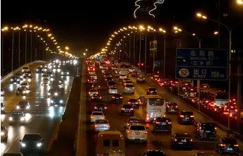 ҹ�������İ� �罻ƽ̨�Ϸ����Լ�������