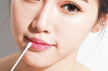 ������ɫ��ôѡ���ʺ��Լ��� ʹ�ô����ע������