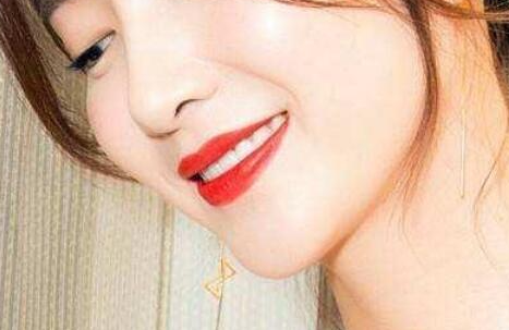 ������ɫ��ôѡ���ʺ��Լ��� ʹ�ô����ע������