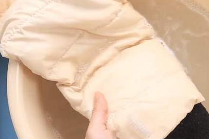 ��ɫ���޷���ôϴ��� ���޷���ôϴ�����