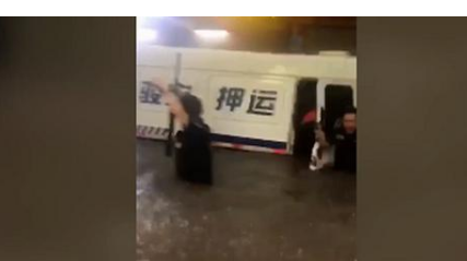 ��ݸͻ���������˳������� Ѻ����Ա�ֳ���������Ǯ��