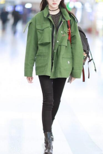军绿色外套怎么搭配好看 有些人不知道怎么搭配