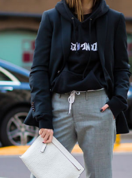 如何学会搭配自己的衣服 不会搭配衣服怎么办