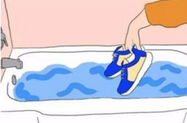 �˶�Ь����ˮϴ�� �˶�Ь�����ǿ�����ˮϴ��