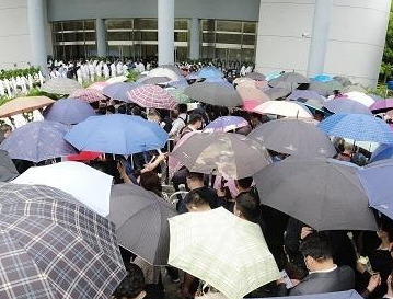 ���ϳ�80��ѧ��Ϊ�����ͱ� ����ʦ���һ��