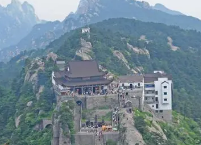 九华山导游词500字 每一份导游词都是对景点的一种解说