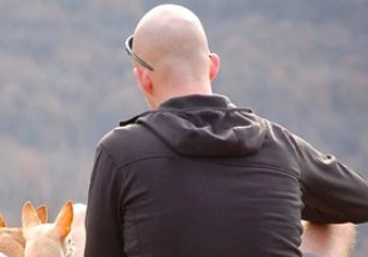 �����μ�ͺ�� һ�����ʾ������˥��