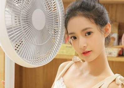 12����Ů��ֵ������ ���繫�������ֵ����������