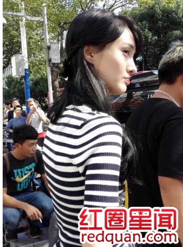 郑爽二次整容是真的假的 郑爽整容前后照片判若两人