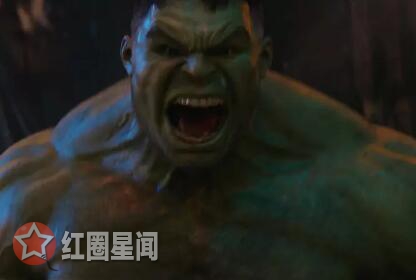 复联3绿巨人为什么不变身 班纳被虐惨浩克坚持不变身