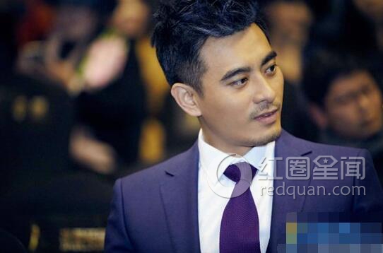 章龄之薛之谦二人是情侣吗 章龄之比基尼写真曝光