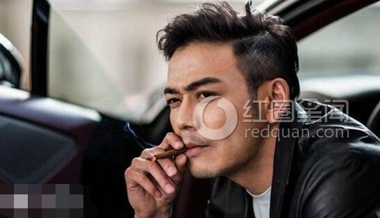 杨烁现实中的老婆是谁 杨烁为什么不红