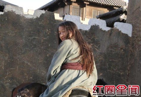 关晓彤比基尼唯美写真 关晓彤老公及演过的电视剧