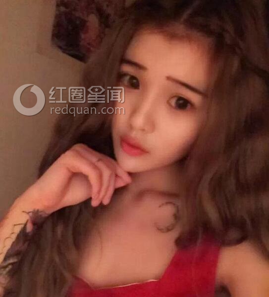 李耐阅王骁接吻照片 李耐阅自残照