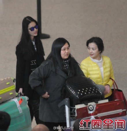 刘亦菲妈妈在韩国的知名度有多高 刘晓莉年轻时的照片曝光