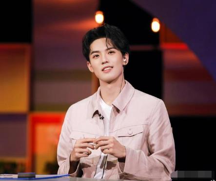 �ܾ�γ��������˭ �ܾ�γӢ���������̾Ϣ