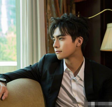 ������������ʷ��զ���� �¾����ܹ�ע���վ�������