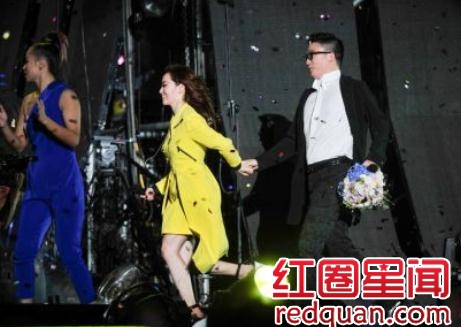 冯柯求婚张靓颖逼婚成功 冯柯家庭背景及个人资料
