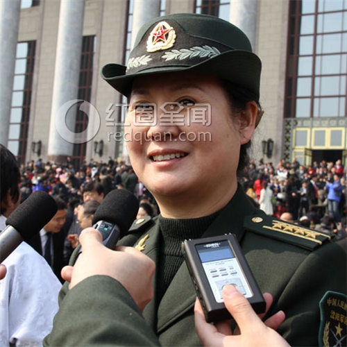 黄晓娟老公是谁 黄晓娟如何成名