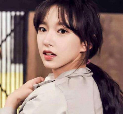 �����ں����ж�� һ���˴���һ���Ŷ��������