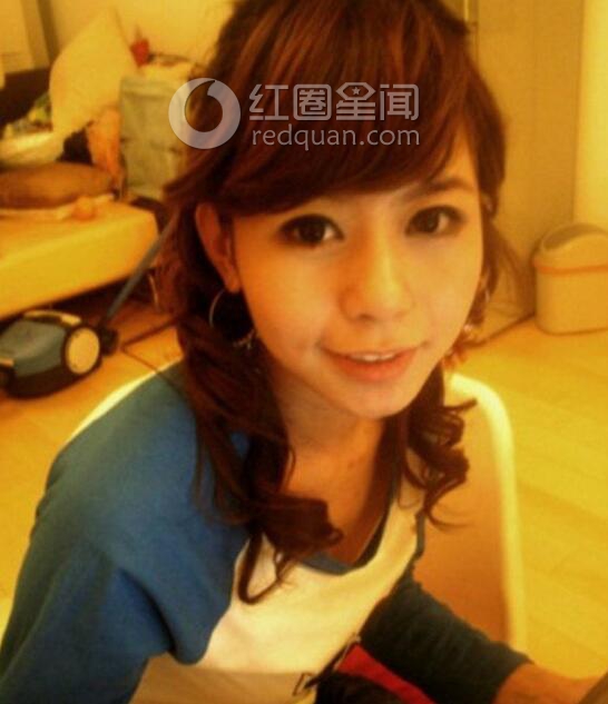 网红女神公布素颜照 南笙姑娘素颜见光死