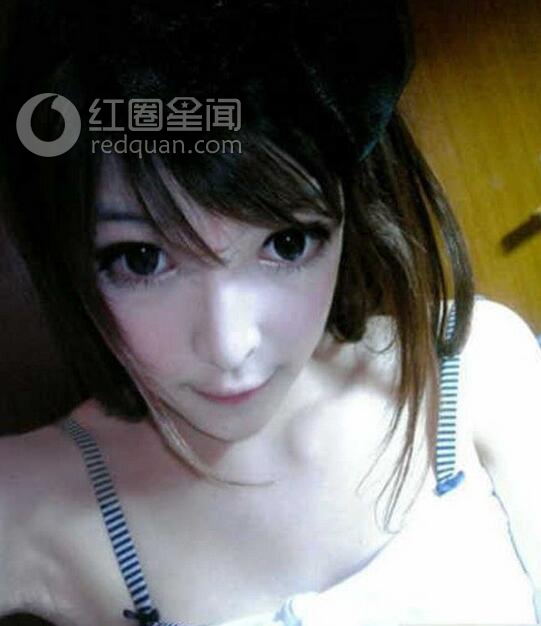 网红女神公布素颜照 南笙姑娘素颜见光死